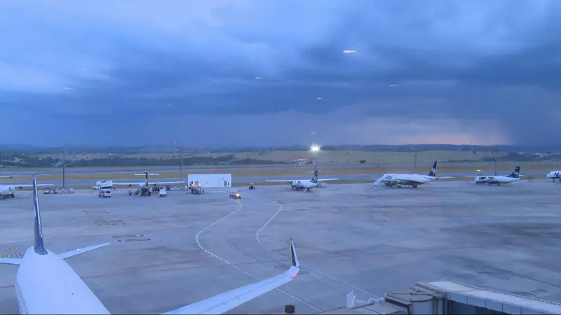 Idoso morre após pouso de emergência da Gol: calor extremo a bordo levou a desvio em Minas Gerais