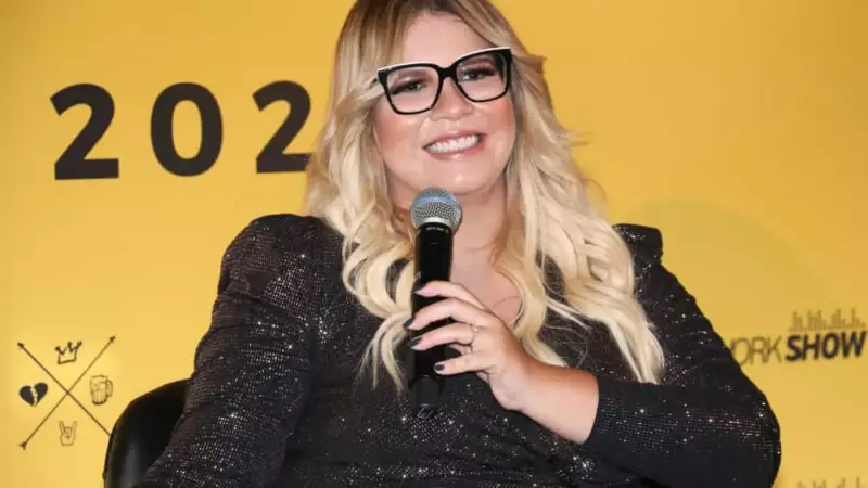 Imagem de 2011 no Google Street View mostra Marília Mendonça aos 16 anos