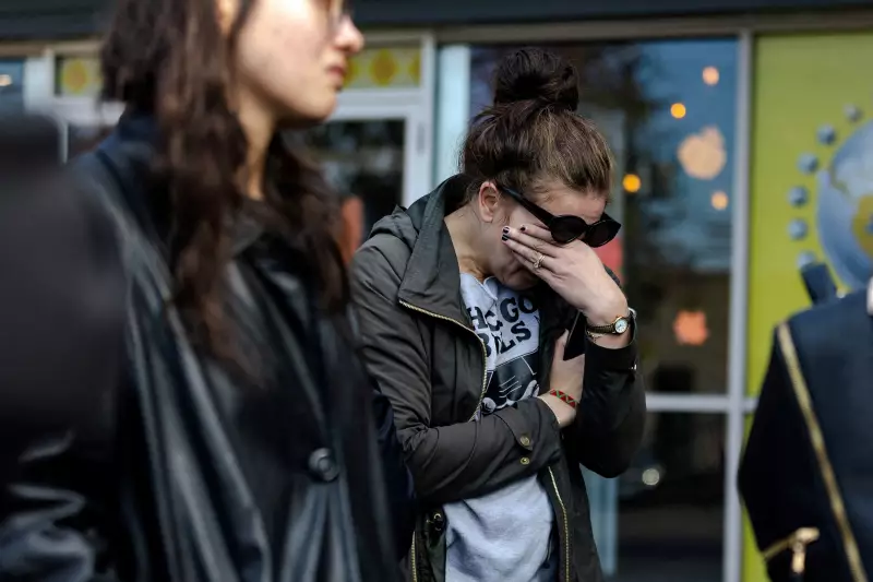 Imigração sob Ataque: Agentes Invadem Creche em Chicago e Detêm Professora Colombiana