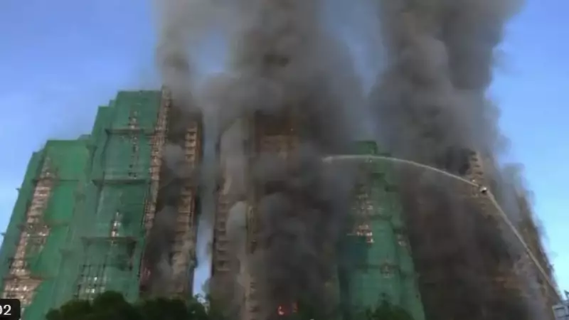 Incêndio em Hong Kong deixa 83 mortos e 50 desaparecidos