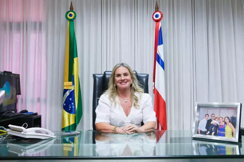 Ivana Bastos recebe alta após internação por colite na Bahia