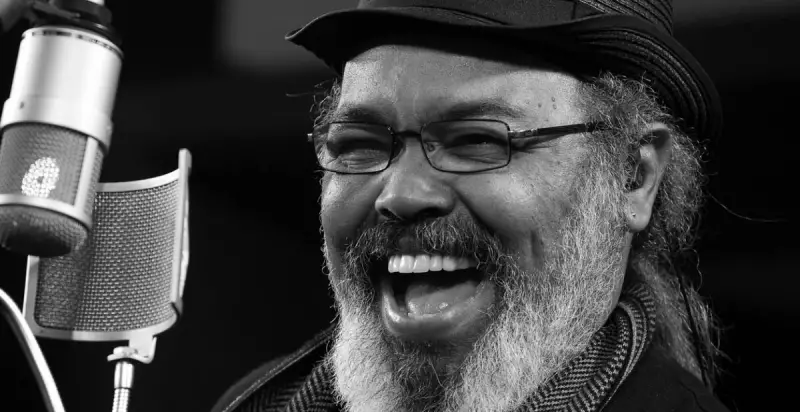 Jorge Aragão leva o verdadeiro samba para Manaus em show especial pelo Dia Nacional do Samba