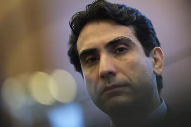 Juros em 15%: BC mantém Selic no maior patamar em 20 anos pela 3ª vez seguida