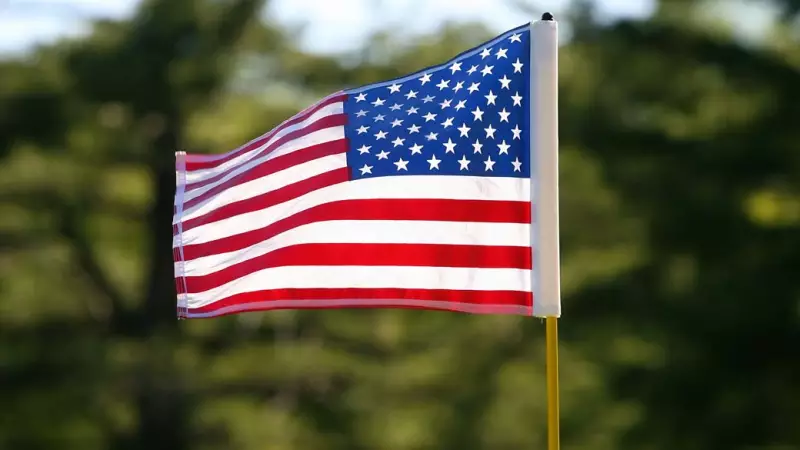 Mercado de Trabalho dos EUA Surpreende: Setor Privado Cria 42 Mil Vagas em Outubro