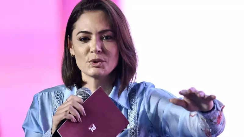 Moraes autoriza visita de Michelle a Bolsonaro preso neste domingo