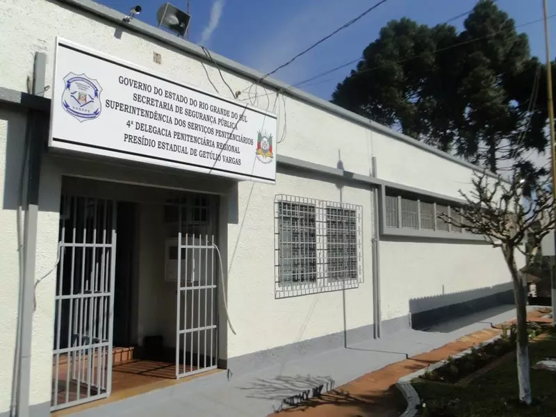 MP denuncia 4 servidores por crimes no Presídio de Getúlio Vargas