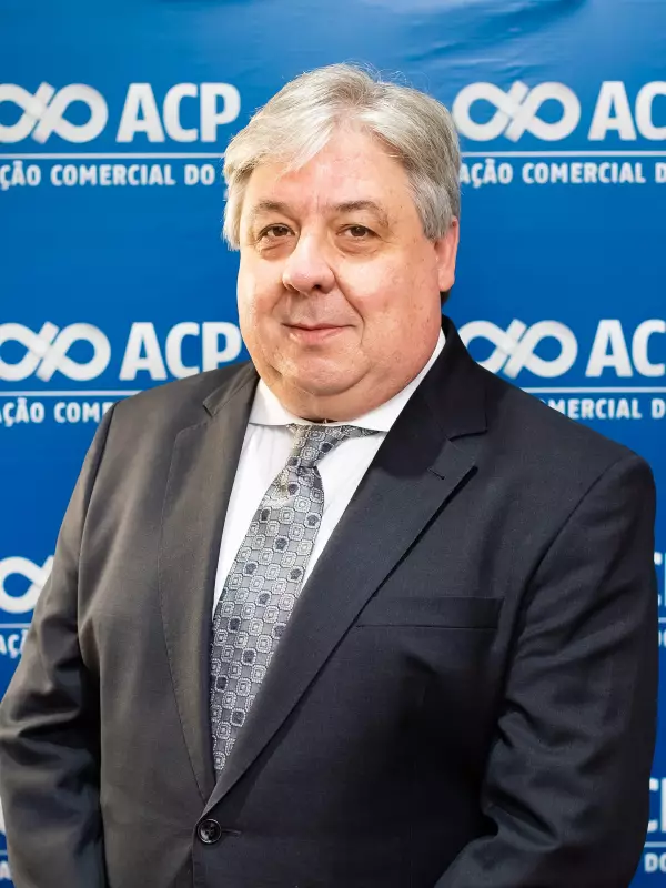 Paulo Mourão Assume a Presidência da Associação Comercial do Paraná: Novos Rumos para o Empreendedorismo