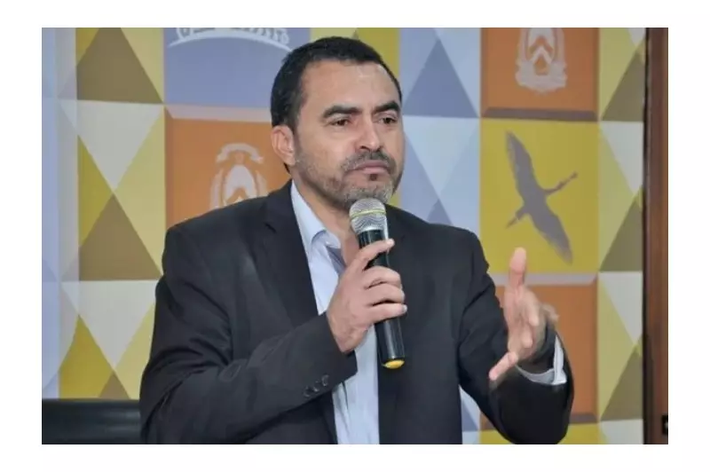 PF cumpre 24 mandados contra governador do Tocantins por obstrução