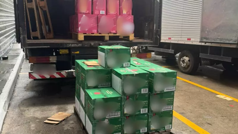 Polícia apreende 3 mil bebidas falsificadas em Jundiaí