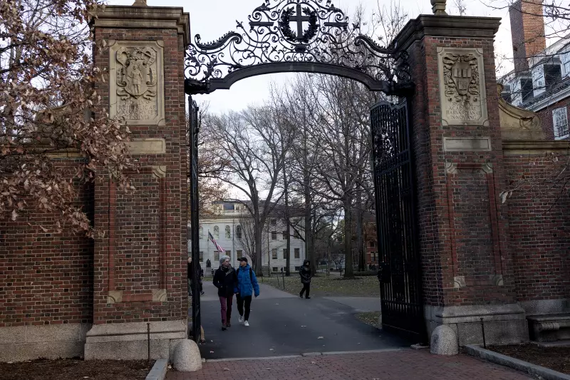 Queda de 17% em estudantes estrangeiros nos EUA preocupa universidades