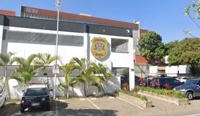 Roubo de R$ 140 mil em café: motorista mantido refém por 2 horas