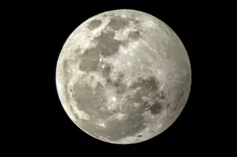 Superlua de Novembro: Um Espetáculo Celeste para o Interior de PE nesta Quarta