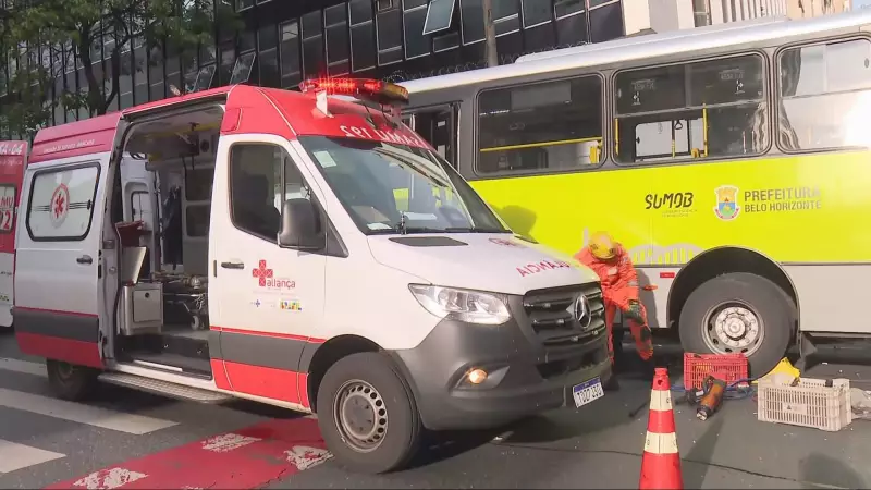 Tragédia no Centro de BH: Motociclista perde a vida em colisão com ônibus do transporte público