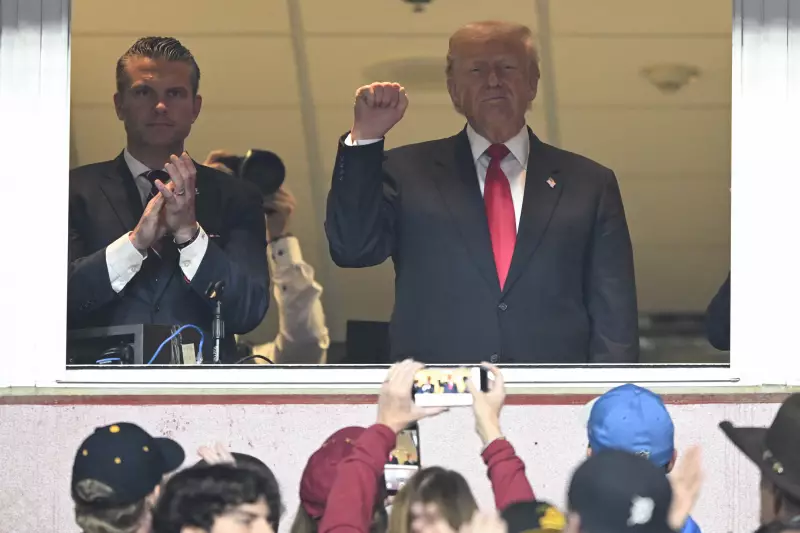 Trump é vaiado intensamente em jogo da NFL; vídeos viralizam