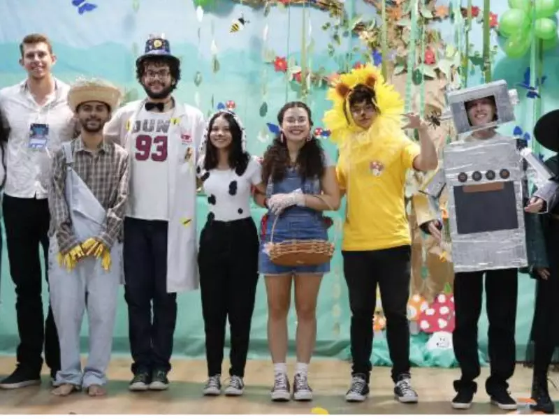 Universo Vet 2025: Ufac transforma Centro de Convenções em espaço mágico