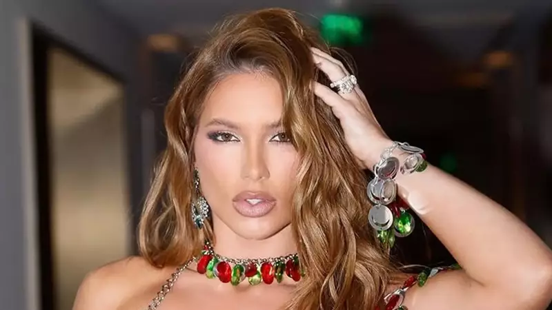 Virginia Fonseca revela detalhes do namoro com Vinícius Jr