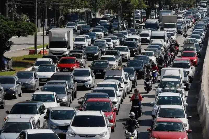 Waze e o trânsito: mitos e verdades sobre os congestionamentos