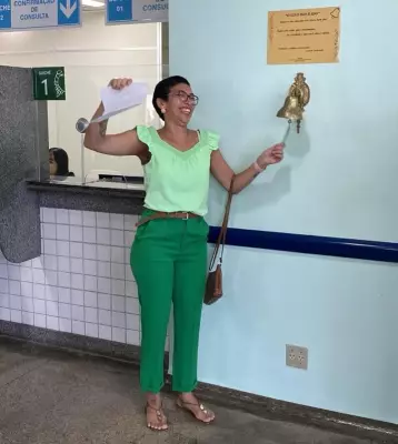 Do Silêncio à Superação: A História de uma Contadora do Amazonas no Combate ao Câncer de Mama