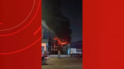 Incêndio de Grandes Proporções Consome Fábrica na Zona Norte de Manaus
