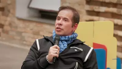 Leandro Hassum celebra 11 anos da cirurgia bariátrica e revela: 'Ainda luto diariamente'