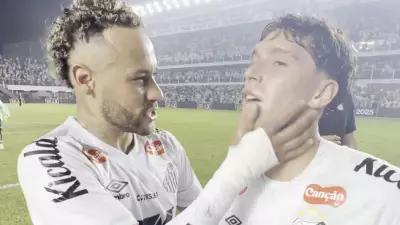 Santos vence Palmeiras nos acréscimos e complica Abel Ferreira