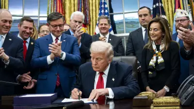 Trump encerra maior shutdown dos EUA após 43 dias de paralisação