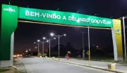 3 feridos em capotamento na saída de Delmiro Gouveia, AL