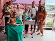 Adolescente tem alta após mais de 1 mês hospitalizada: jovem perdeu perna em acidente com 2 mortos no Acre