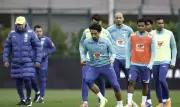 Ancelotti comanda primeiro treino completo da seleção brasileira em Londres