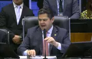 Congresso derruba vetos de Lula e Senado avança anistia a Bolsonaro