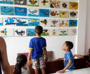 Escola de arte no Vidigal transforma realidade de crianças em meio à violência