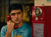 Gabriel Leone defende cinema político em 'O Agente Secreto'