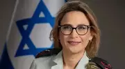 General israelense vaza vídeo de maus-tratos: heroína ou traidora?