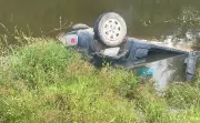 Idoso de 71 anos morre em carro submerso em Salesópolis