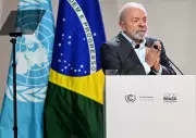 Lula critica corrida armamentista e negacionismo em abertura da COP30