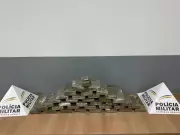 Operação da PM em Manhuaçu prende jovem com 34 barras de maconha | Droga apreendida