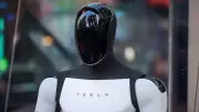 Optimus da Tesla: Elon Musk aposta em robôs humanoides para revolucionar IA