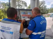 Posto de combustível é interditado em Cachoeiras de Macacu por uso irregular de bandeira