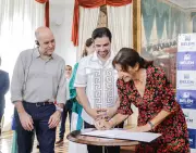 Prefeita de Paris visita Belém e assina acordo de cooperação para COP 30