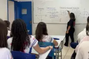 Professora de Manhuaçu conquista ouro em olimpíada nacional de matemática