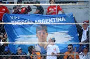Torcida brasileira zomba argentinos na F1 em clima de Copa em Interlagos