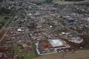 Tornado no Paraná: 6 mortos, 600 feridos e cidade destruída