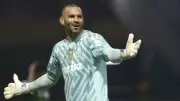 Weverton avança na recuperação e mira final da Libertadores