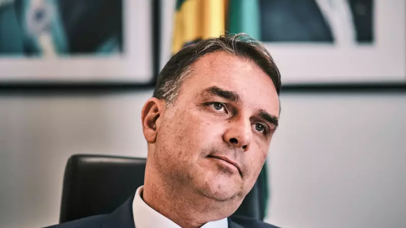 Flávio Bolsonaro admite desistir da Presidência: 'Tenho preço para negociar'