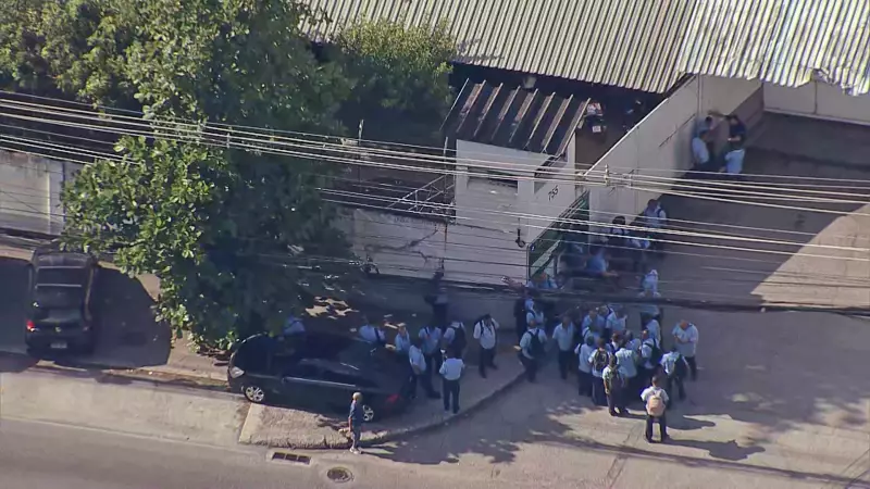 Greve de 200 motoristas terceirizados da Comlurb paralisa coleta no Rio