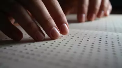 Braille: sistema tátil essencial para alfabetização e cidadania é tema do Chá de Ideias