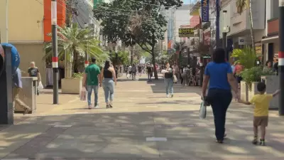 Comércio do Oeste Paulista altera horários em dezembro para festas