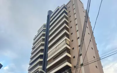 Criança de 4 anos cai do 10º andar em Ribeirão Preto e sobrevive