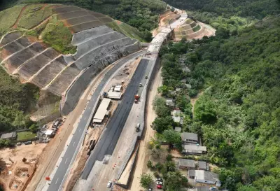 Detonações na Serra das Araras interditam pista sentido SP até quinta-feira