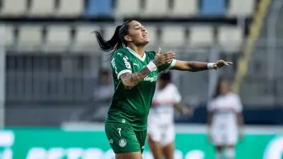 Palmeiras renova contrato de Brena até 2026 após temporada de três títulos